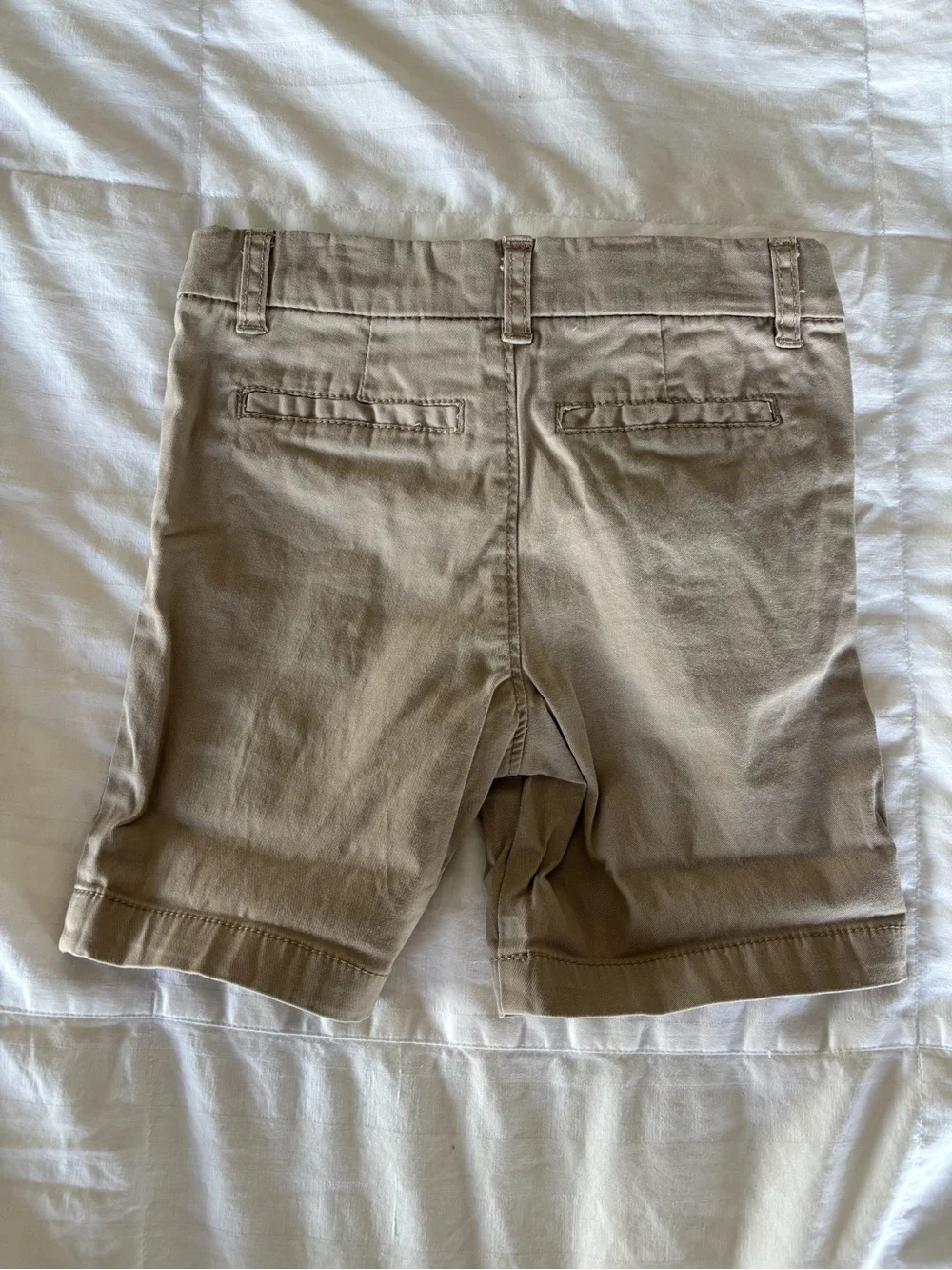 OshKosh B'gosh Girls Khaki Shorts 4T uniform Chino bottoms